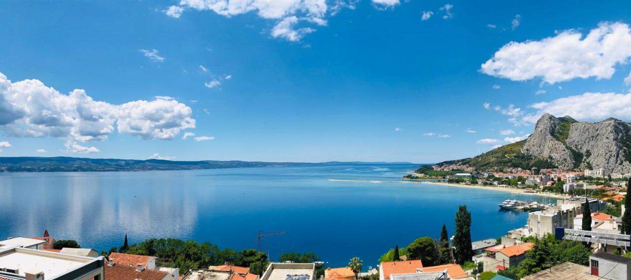 Holiday House Almissa Omis Exterior photo