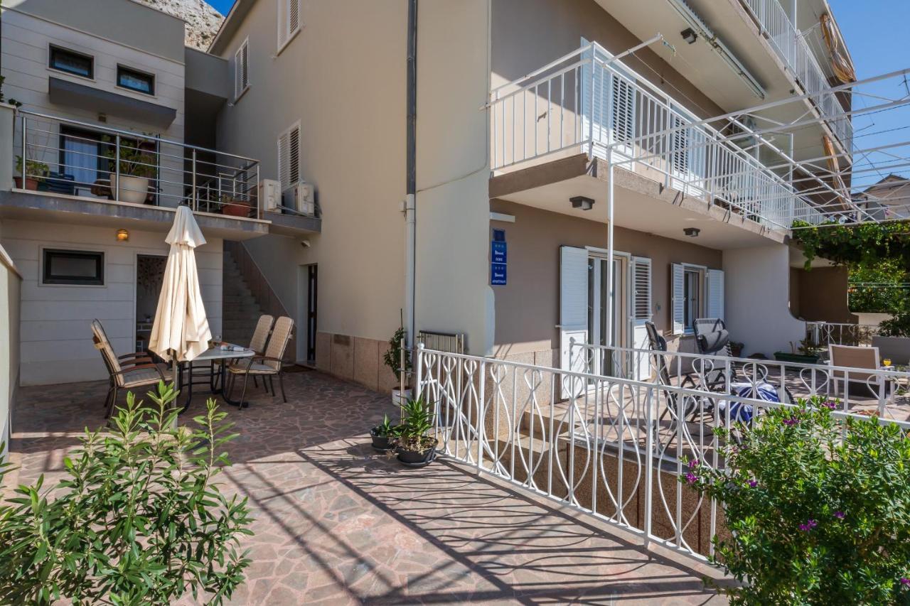 Holiday House Almissa Omis Exterior photo